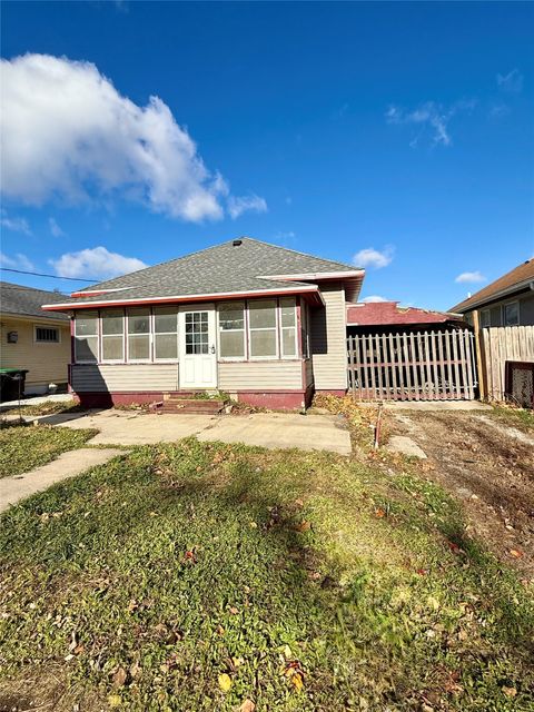 2146 Capitol Avenue Des Moines IA 50317