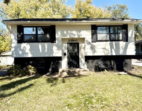 2940 Cleveland Avenue Des Moines IA 50317