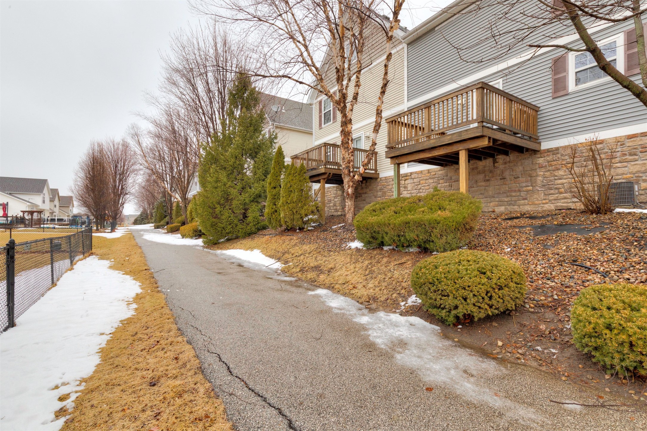 304 NE Olivewood Drive, Waukee, Iowa image 35
