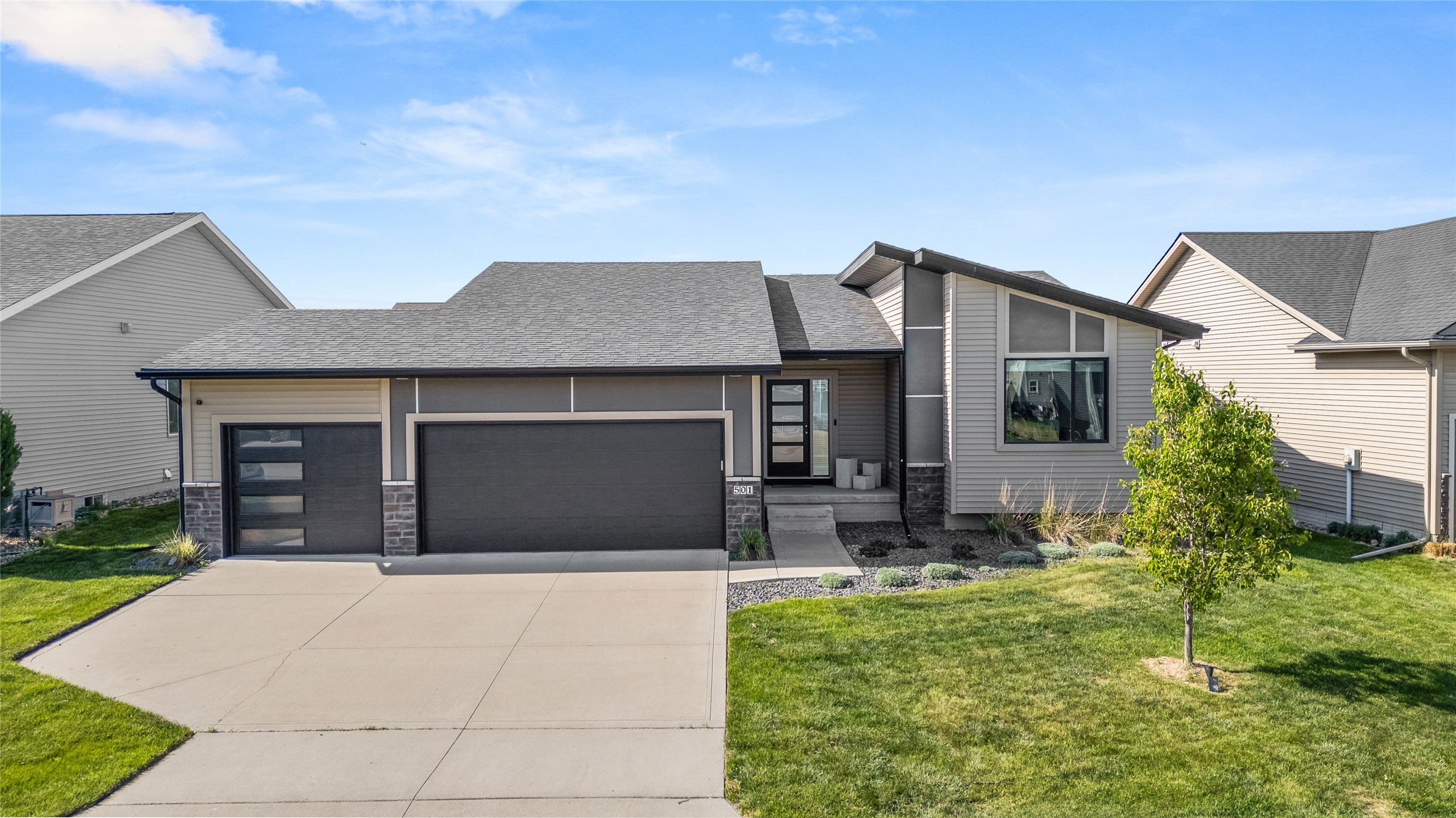 501 SE 15th Street, Grimes, Iowa image 1
