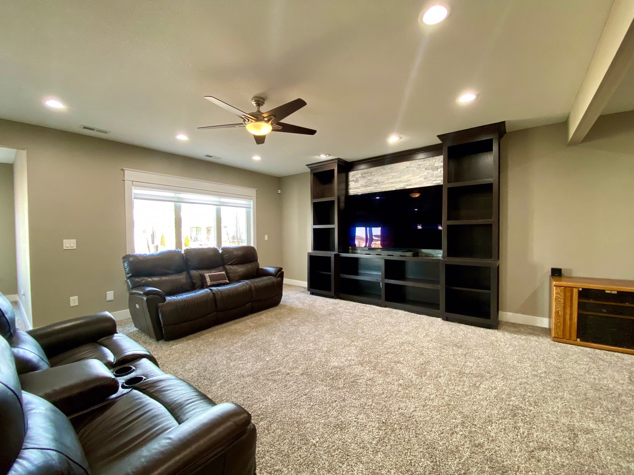 17595 Aurora Drive, Clive, Iowa image 23