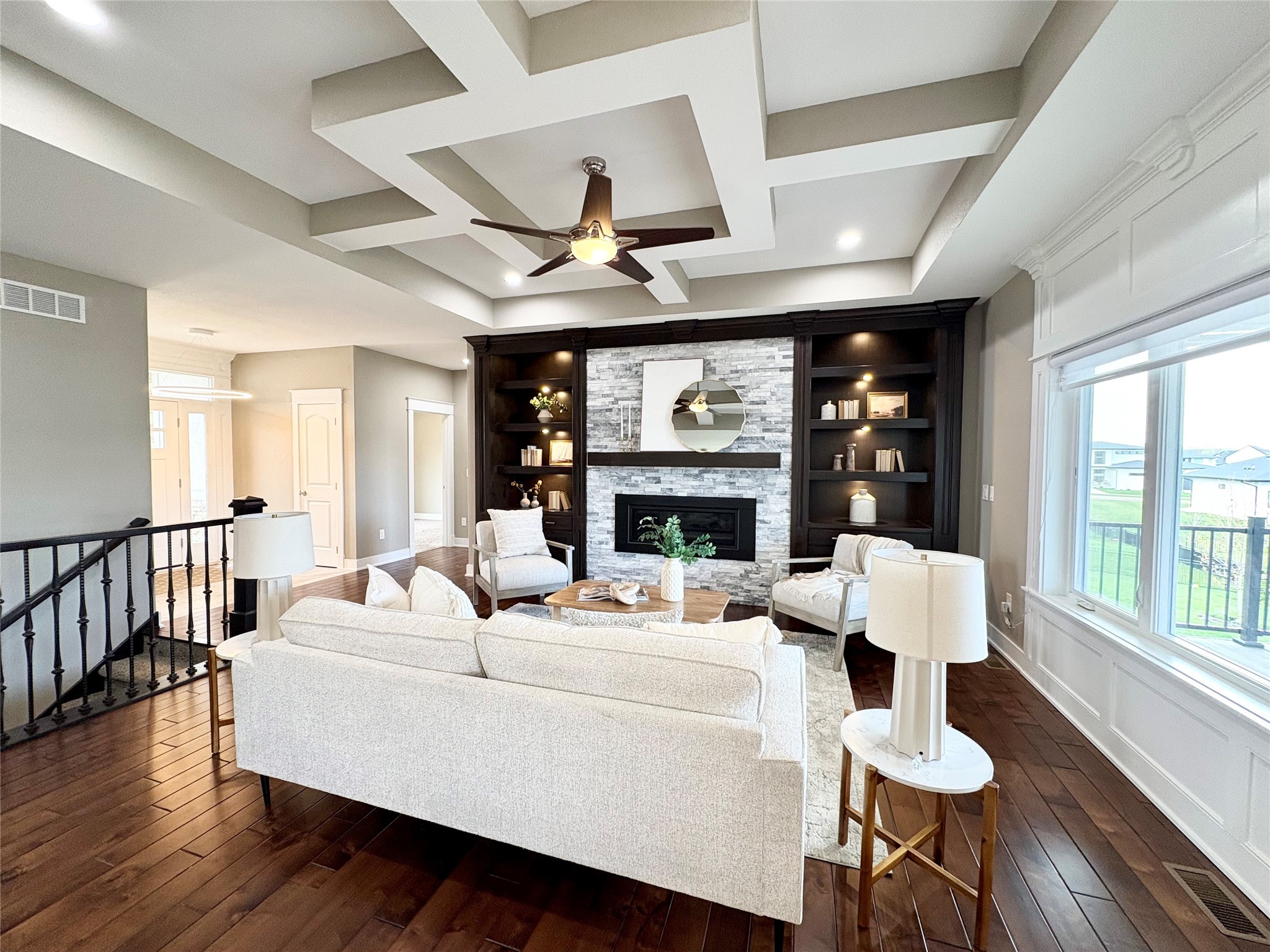 17595 Aurora Drive, Clive, Iowa image 3