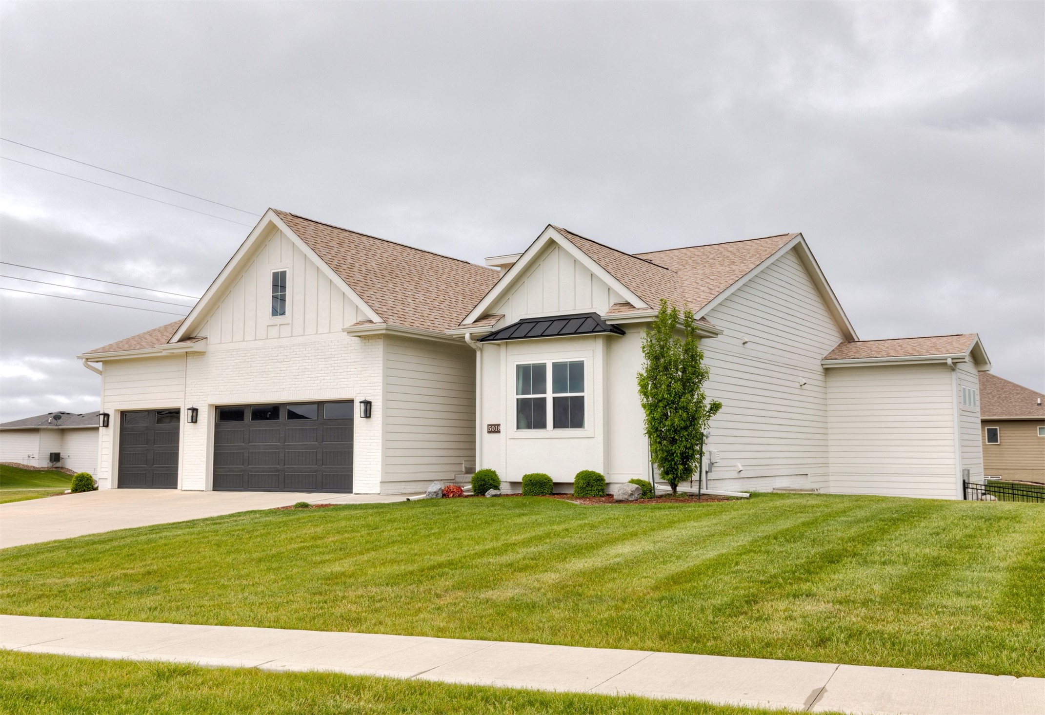 5018 NE Seneca Drive, Ankeny, Iowa image 2