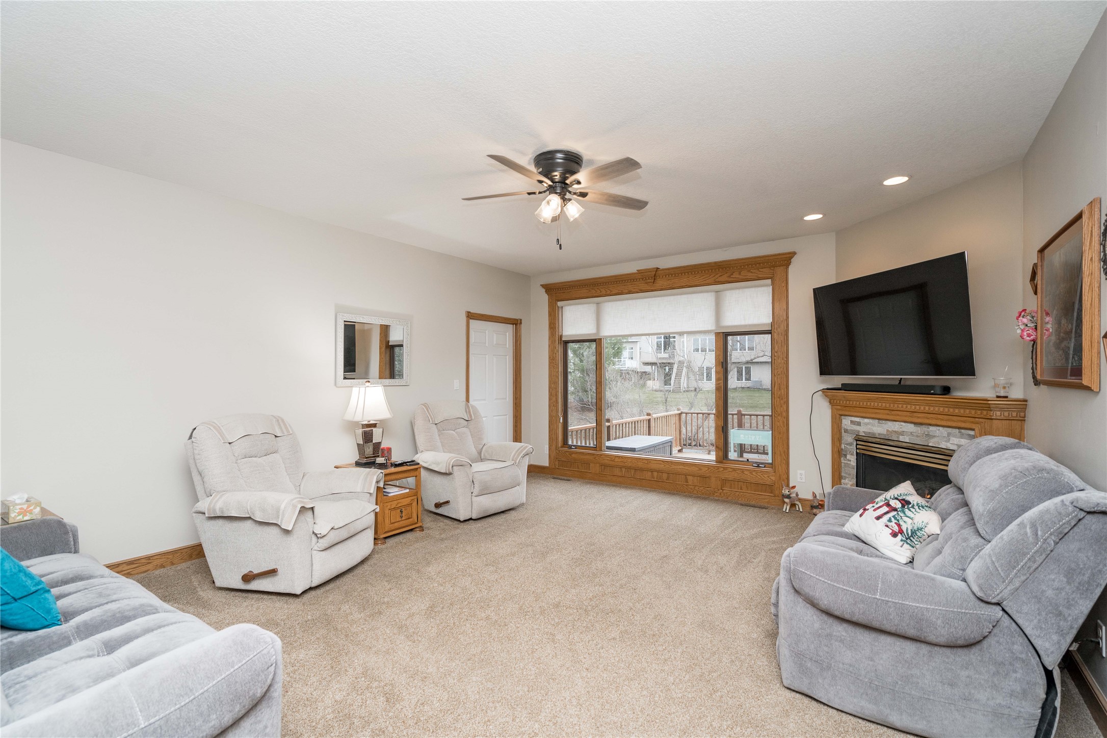 317 NE Eaglewood Drive, Ankeny, Iowa image 3