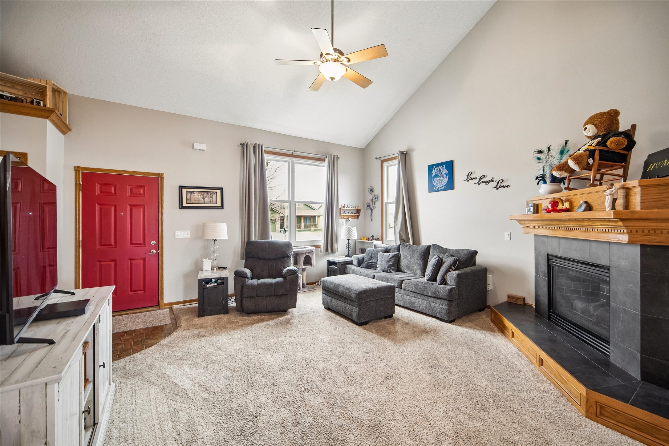 1917 Country Cove Lane