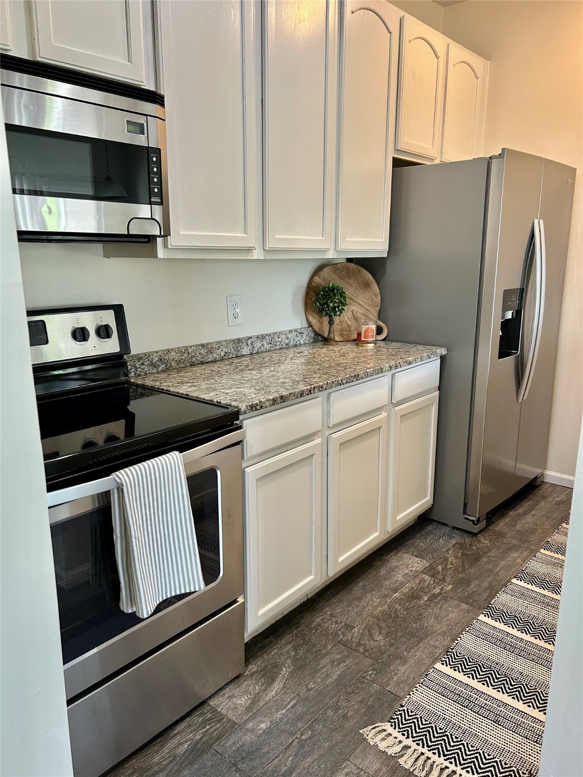 8601 Westown Parkway 17113