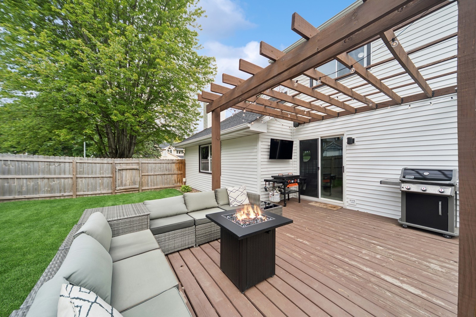 8910 Iltis Drive, Urbandale, Iowa image 31