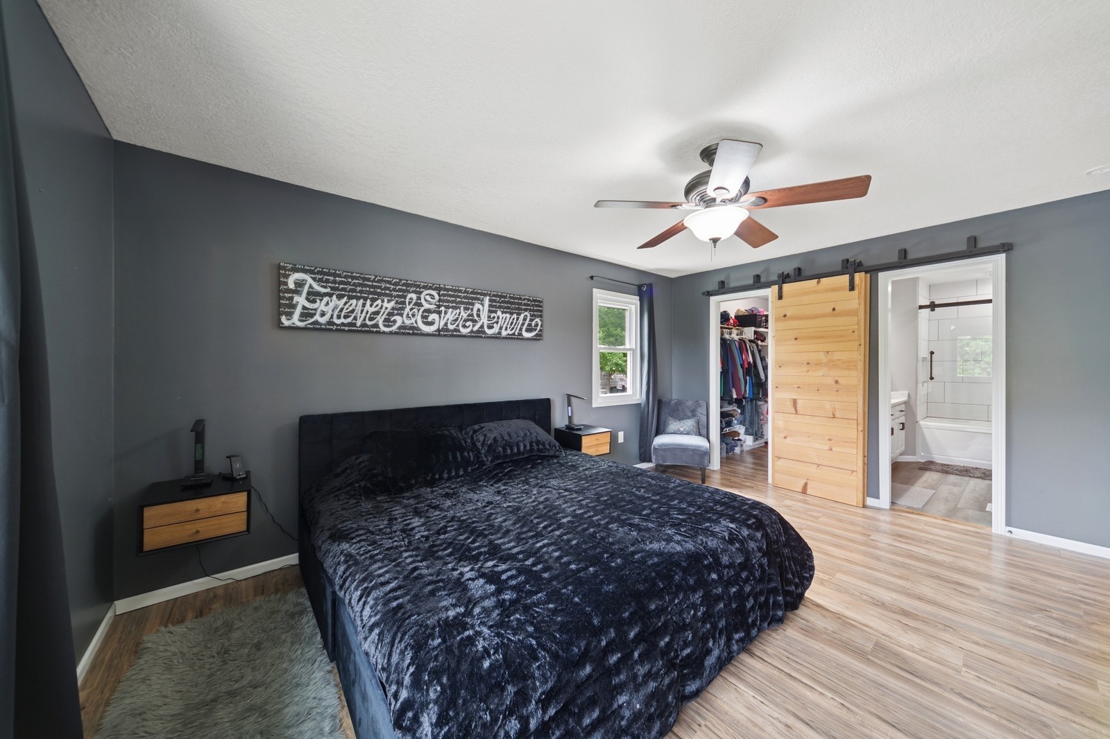 8910 Iltis Drive, Urbandale, Iowa image 17