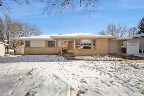 2061 NW 80th Court Clive IA 50325