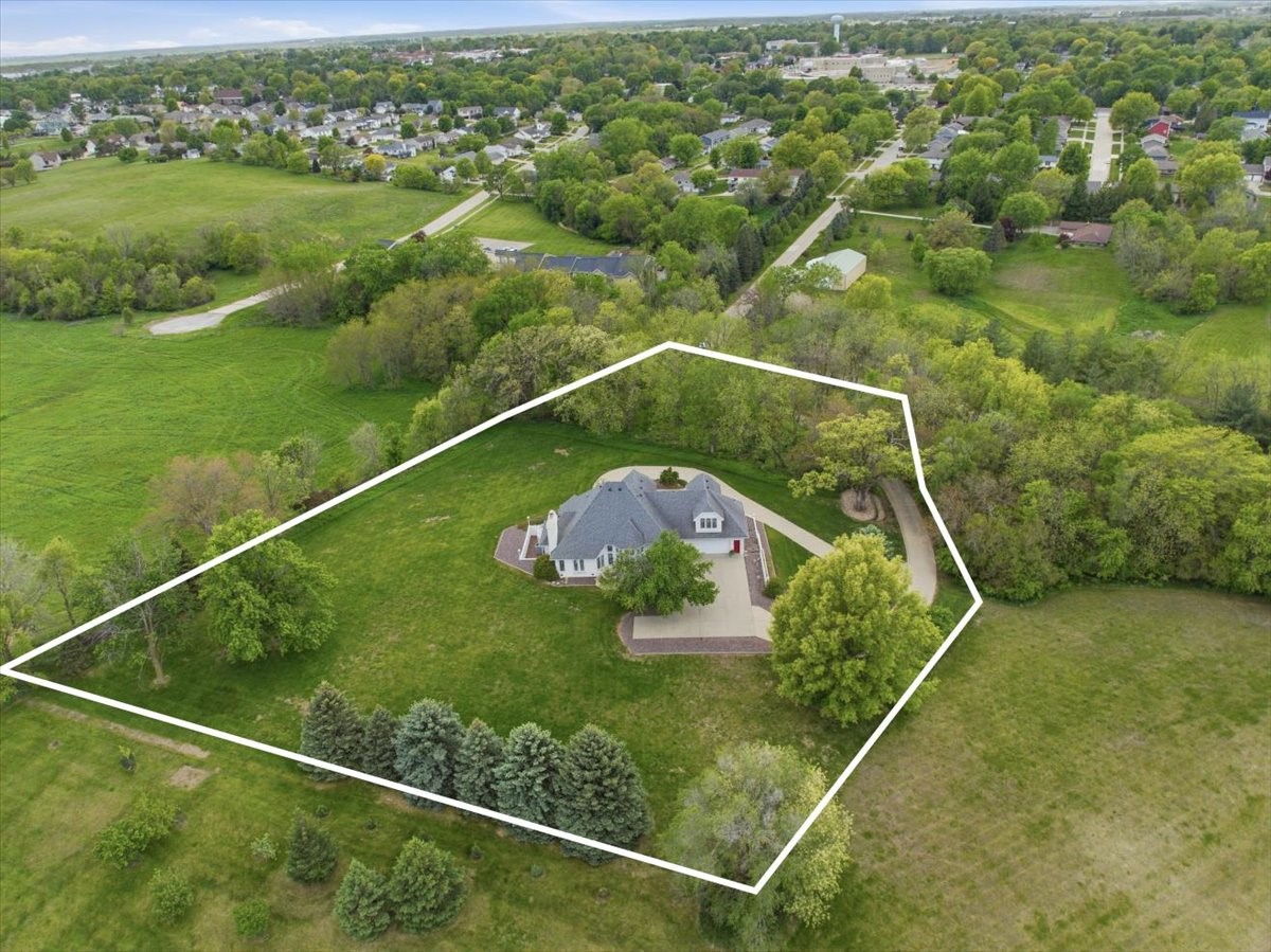 1 Buck Hill Drive