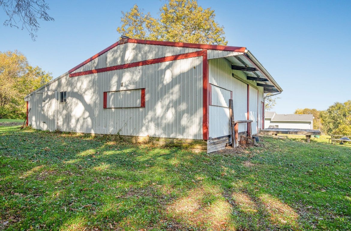 7680 NW 54th Avenue