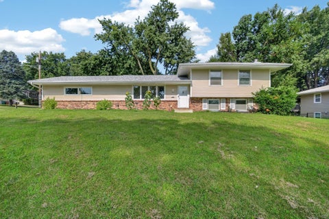 Homes For Sale - 1204 29th Street<br/> Polk County, West Des Moines, IA 50266
