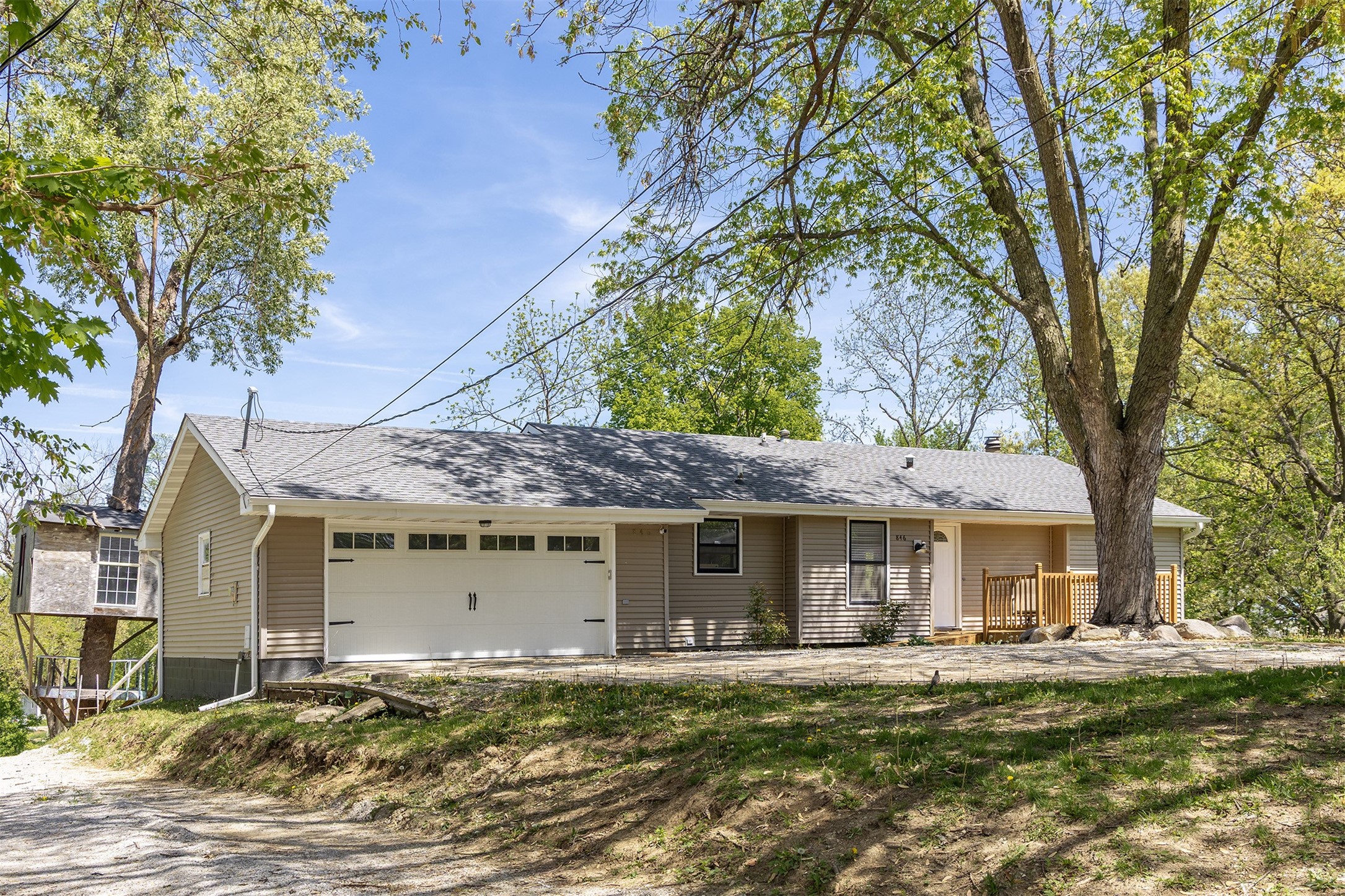 846 E Broad Street, Des Moines, Iowa image 26