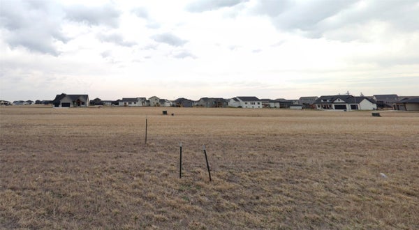 1113 MEADOWLAND CT NW, BONDURANT, IA 50035 - Image dea553496afaba5d06e7f5f01f1932d4/290557331