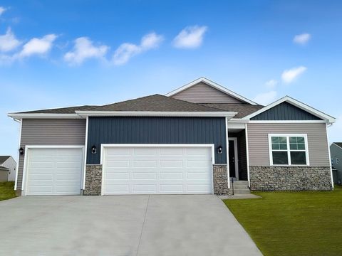 Homes For Sale - 1138 33rd Court<br/> Altoona, IA 50009