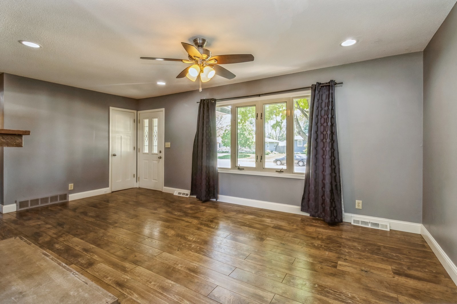 318 NE 8th Street, Ankeny, Iowa image 2