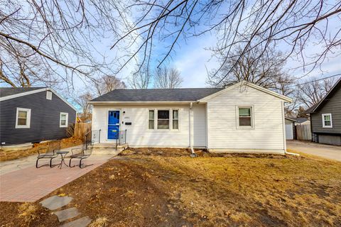 2401 48th Place Des Moines IA 50310