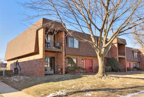 Condo For Sale - 4549 Woodland Avenue #1<br/> West Des Moines, IA 50266