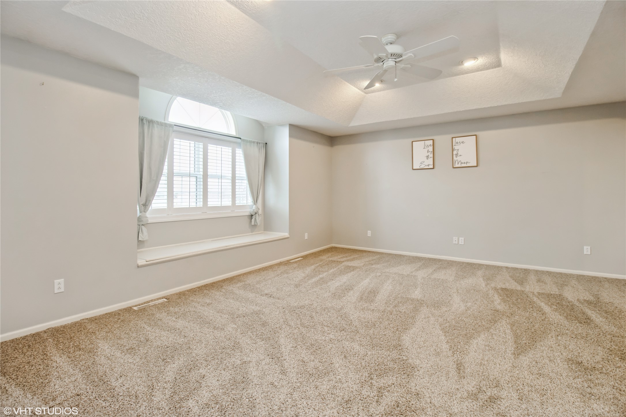 2404 W 15th Street, Newton, Iowa image 15
