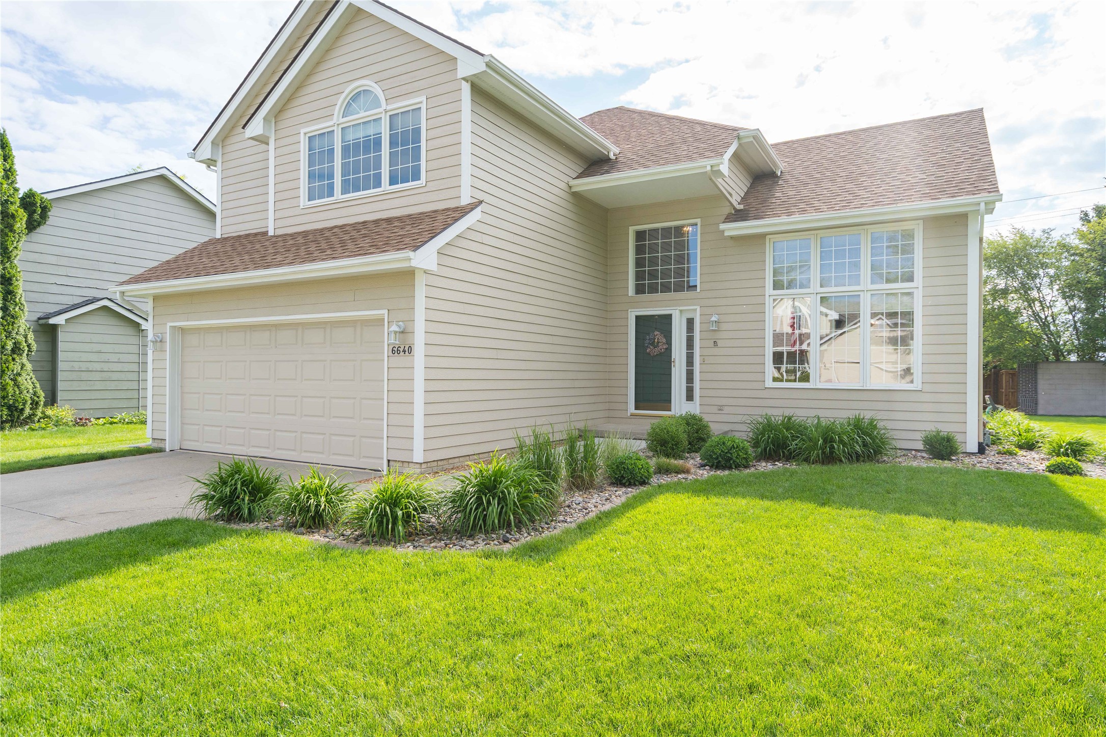 6640 Monticello Court, Johnston, Iowa image 1