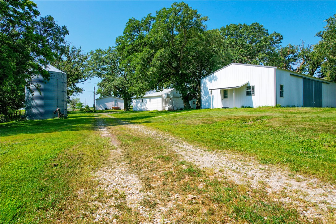 3206 Oleander Trail, Casey, Iowa image 3