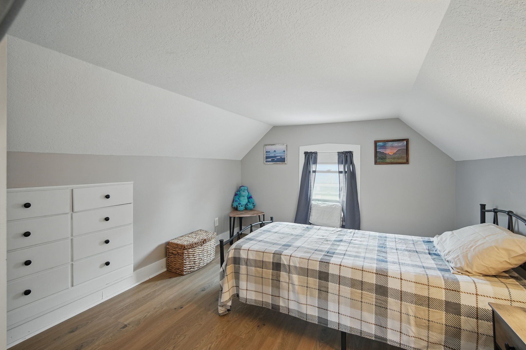 714 E Robinson Street, Knoxville, Iowa image 26