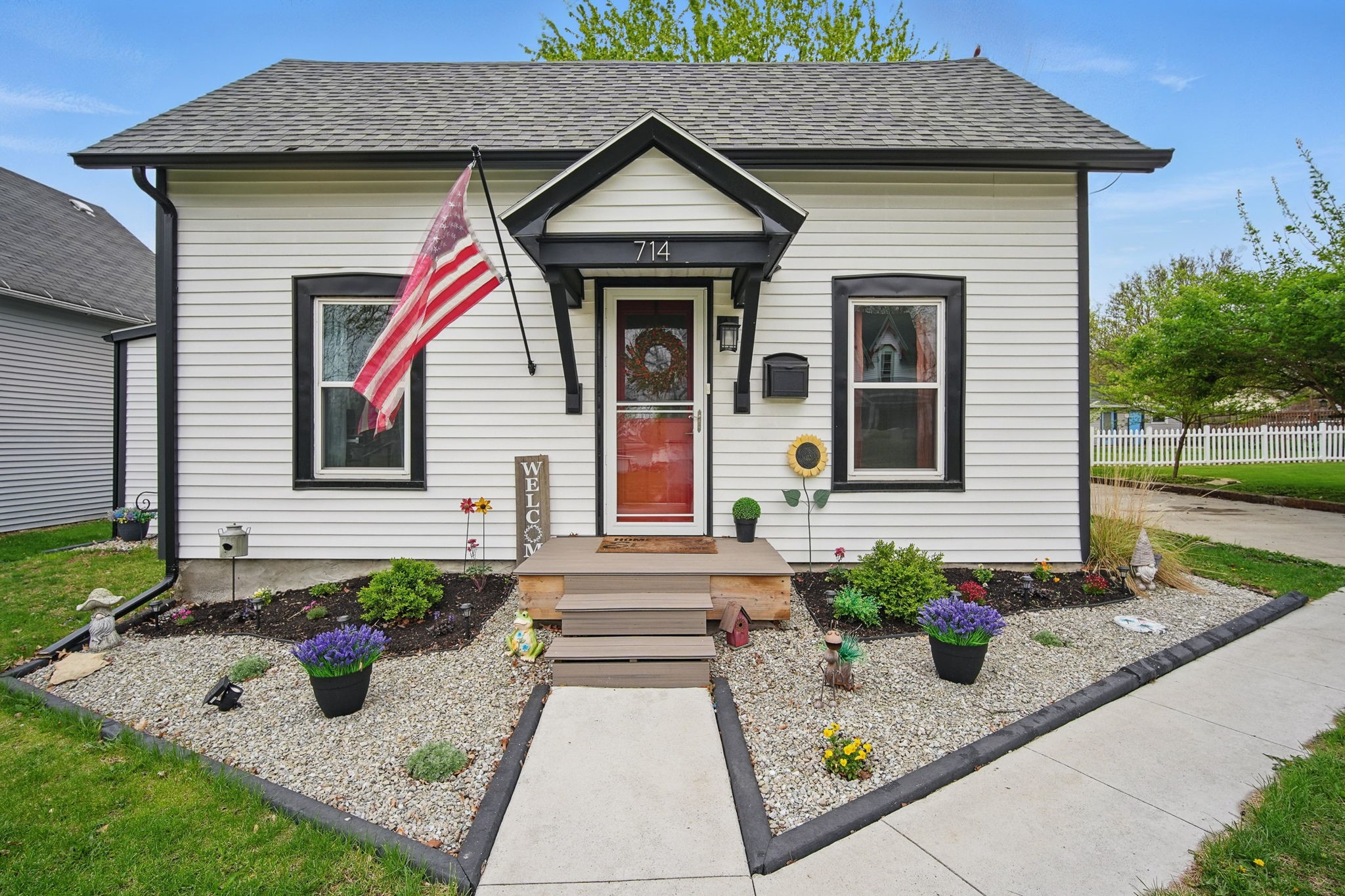 714 E Robinson Street, Knoxville, Iowa image 2