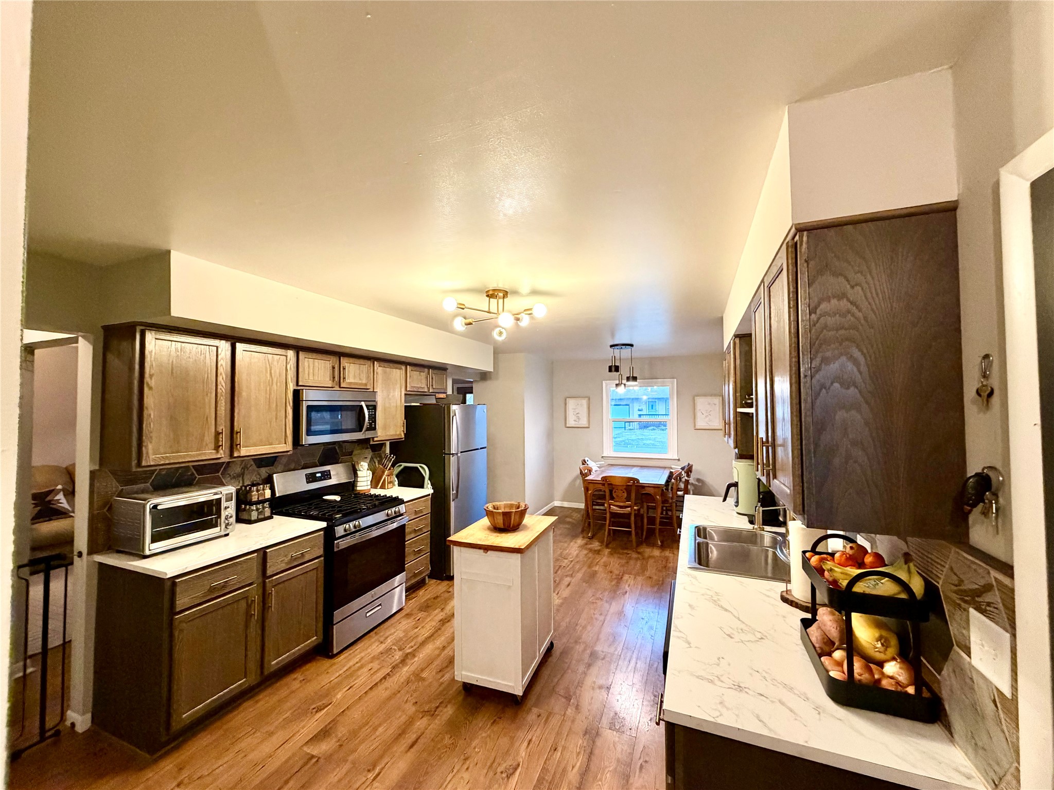 1501 W Roosevelt Street