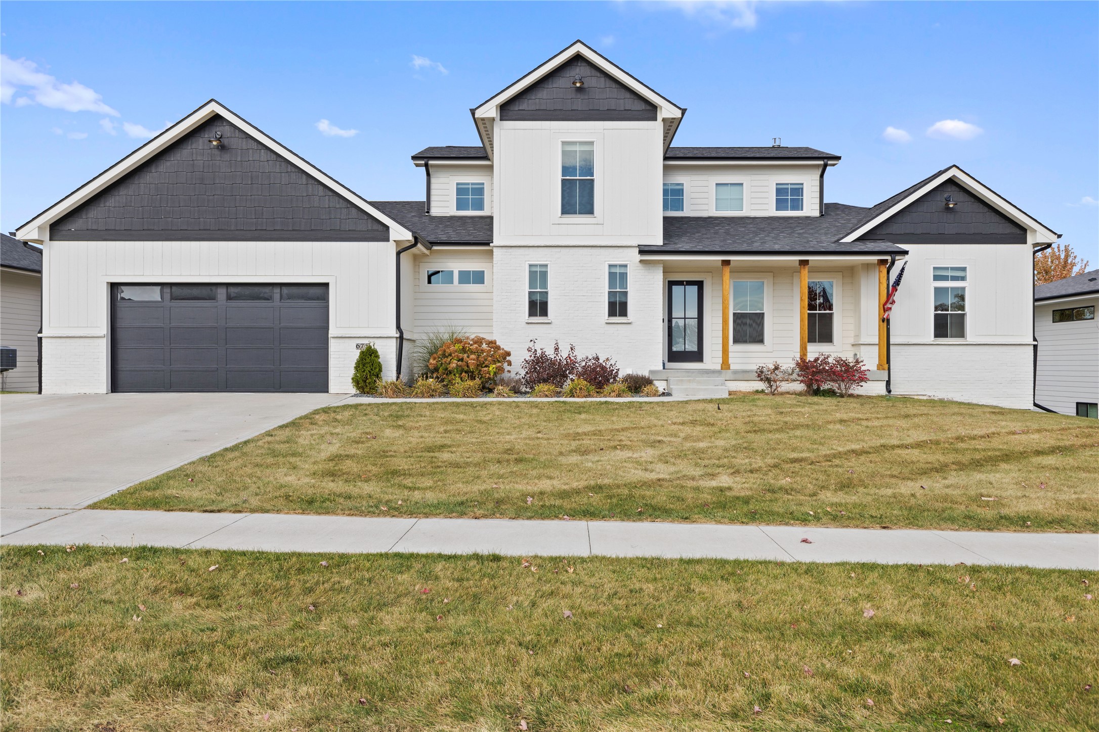 675 Daybreak Drive, Waukee, Iowa image 1