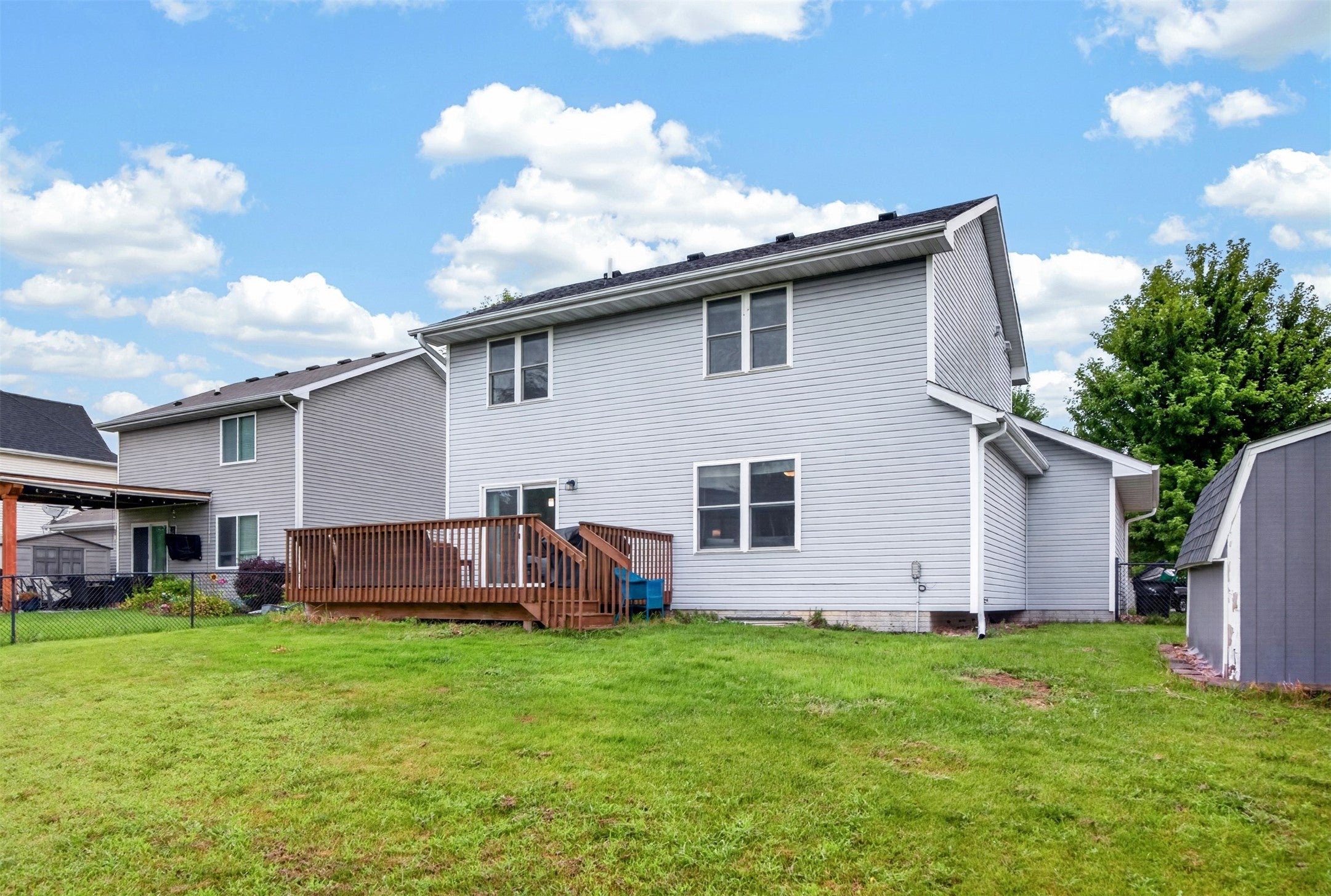 860 SE Harper Drive