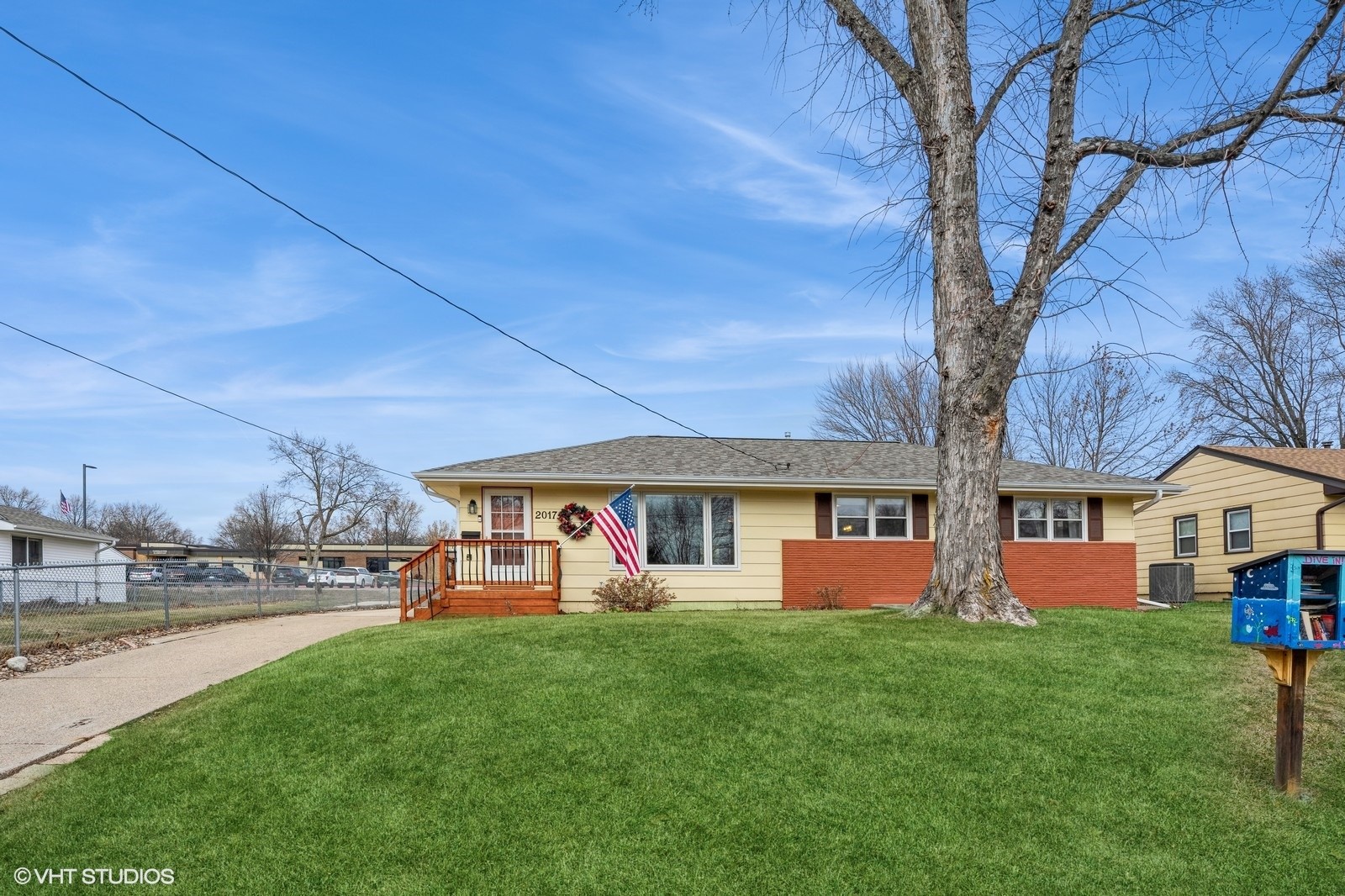 2017 Prospect Avenue, West Des Moines, Iowa image 2