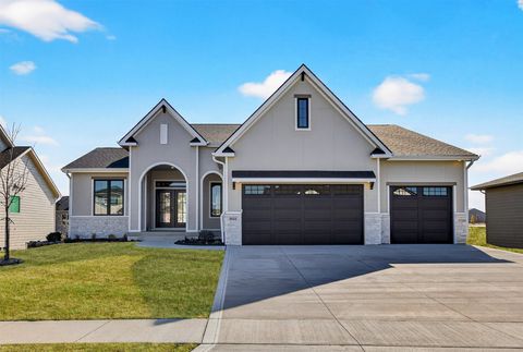 4644 Centennial Boulevard Urbandale IA 50323