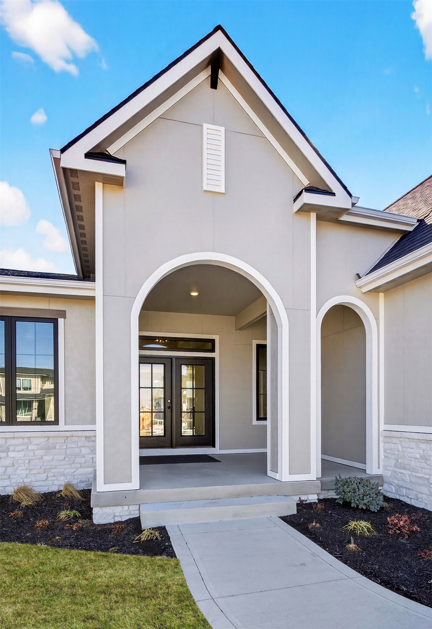 4644 Centennial Boulevard