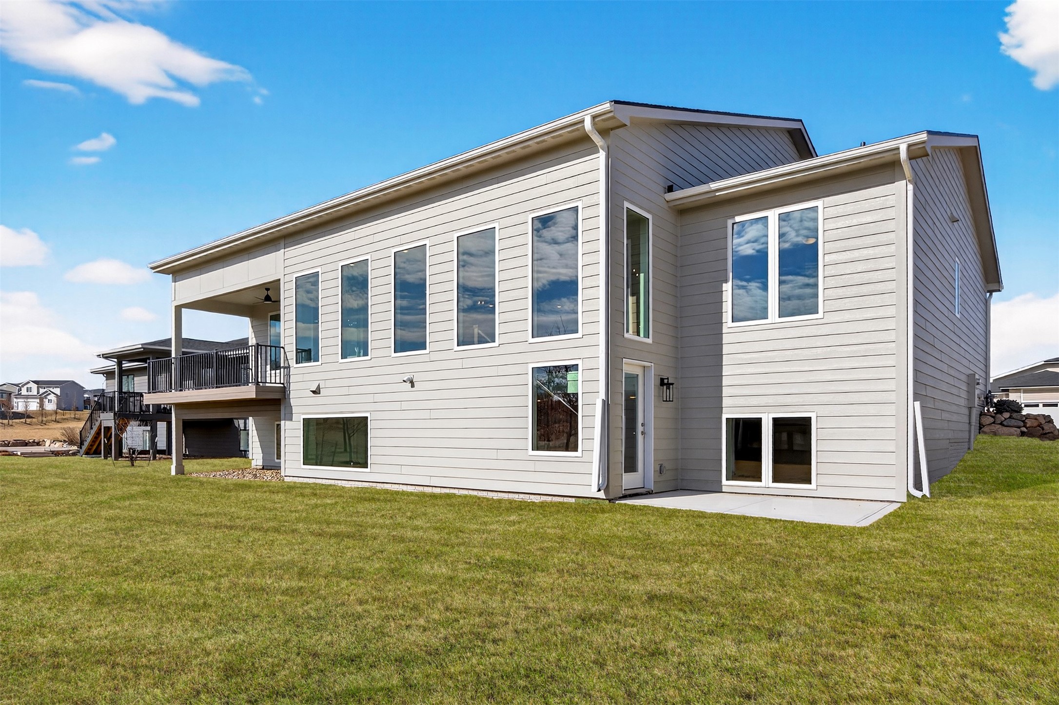 4644 Centennial Boulevard