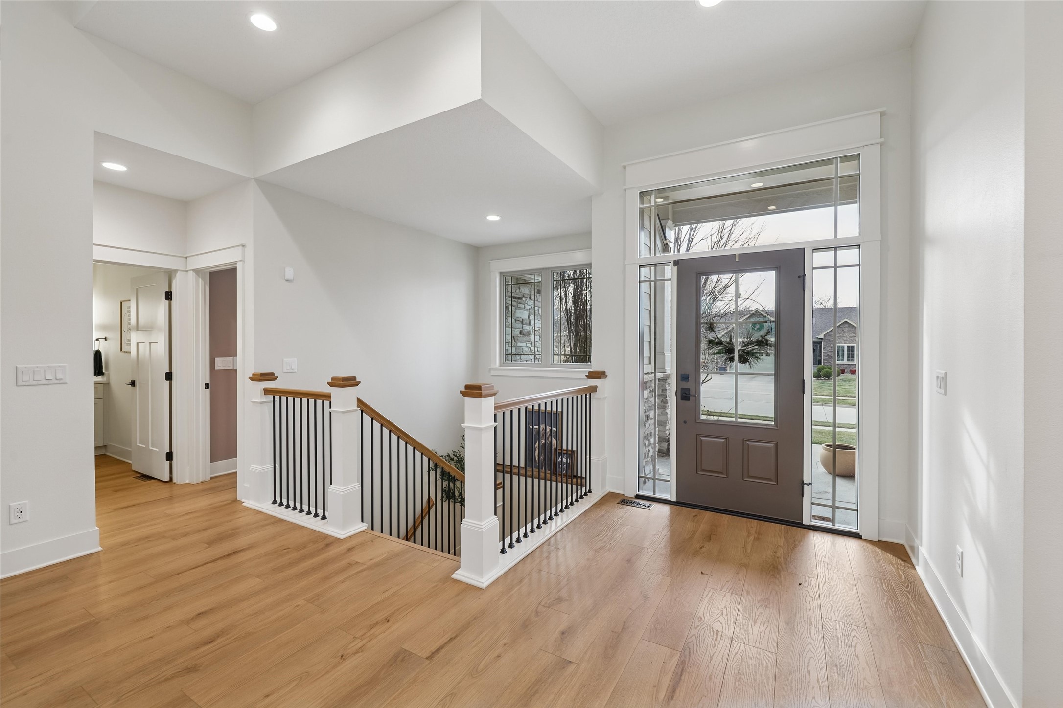 1003 NE Williamsburg Court