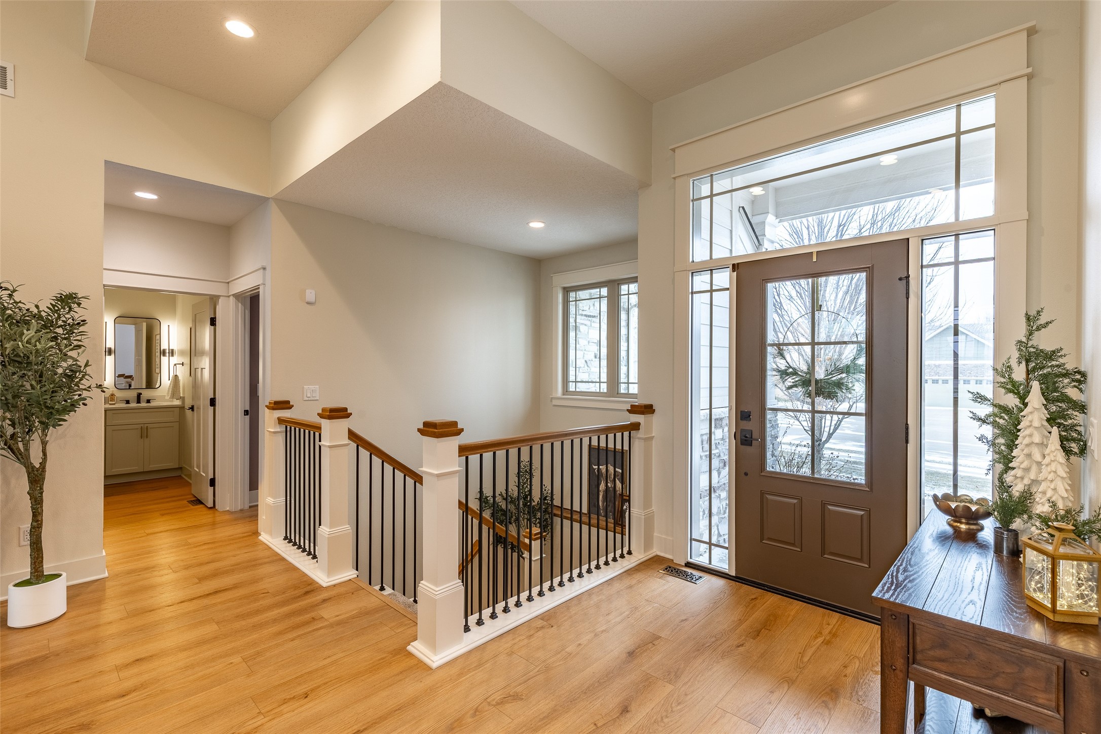 1003 NE Williamsburg Court