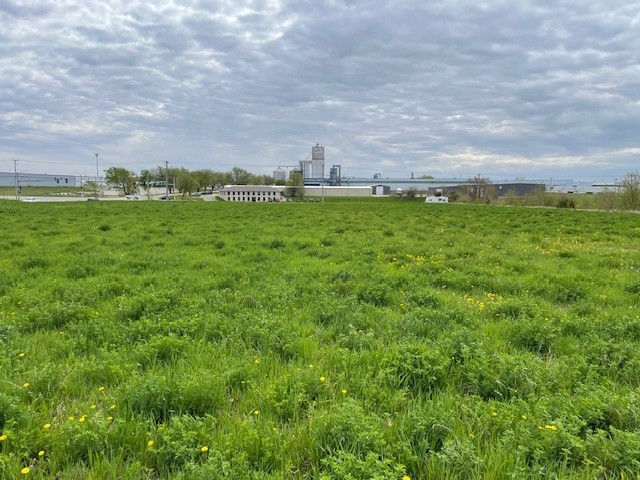 518 Industrial Avenue, Grinnell, Iowa image 2