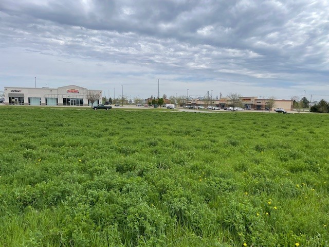 518 Industrial Avenue, Grinnell, Iowa image 1