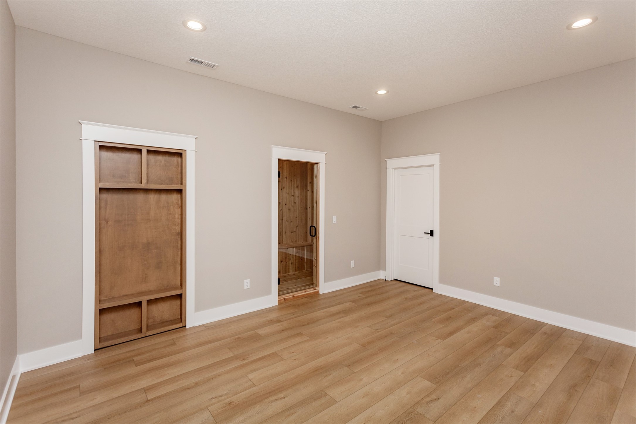 770 Canterbury Circle, Waukee, Iowa image 28