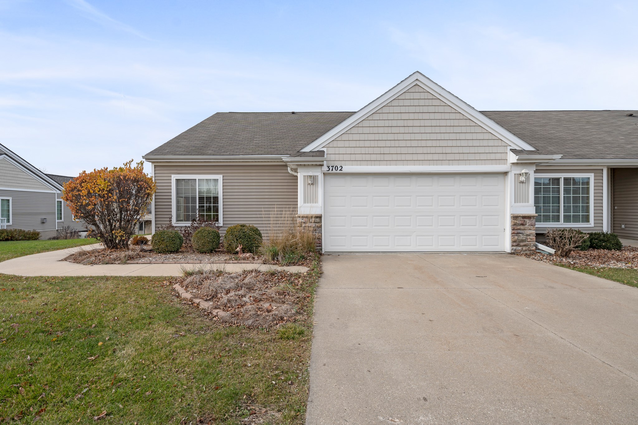 3702 NE Sycamore Lane, Ankeny, Iowa image 2