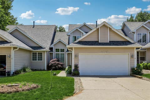 Condo For Sale - 6048 Terrace Drive<br/> Johnston, IA 50131