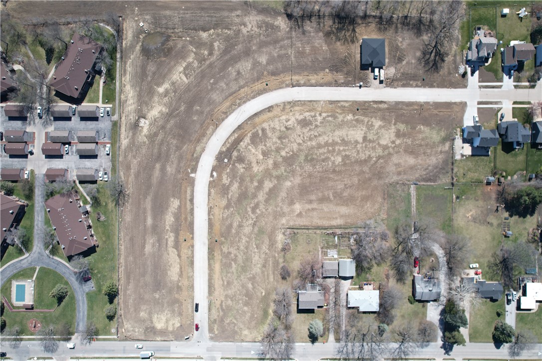 5090 Ella Ivy Court, Van Meter, Iowa image 2