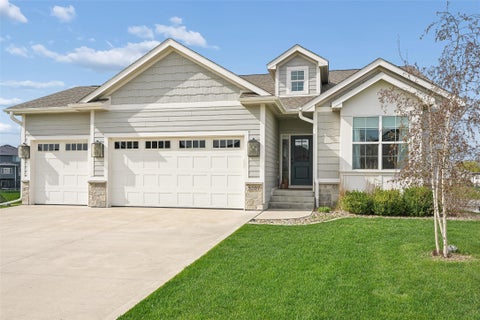 Homes For Sale - 5207 NW 13th Street<br/> Ankeny, IA 50023