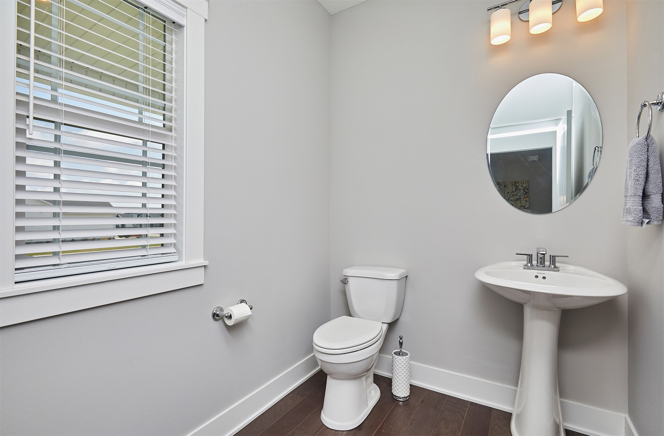 420 NW Georgetown Drive, Waukee, Iowa image 13