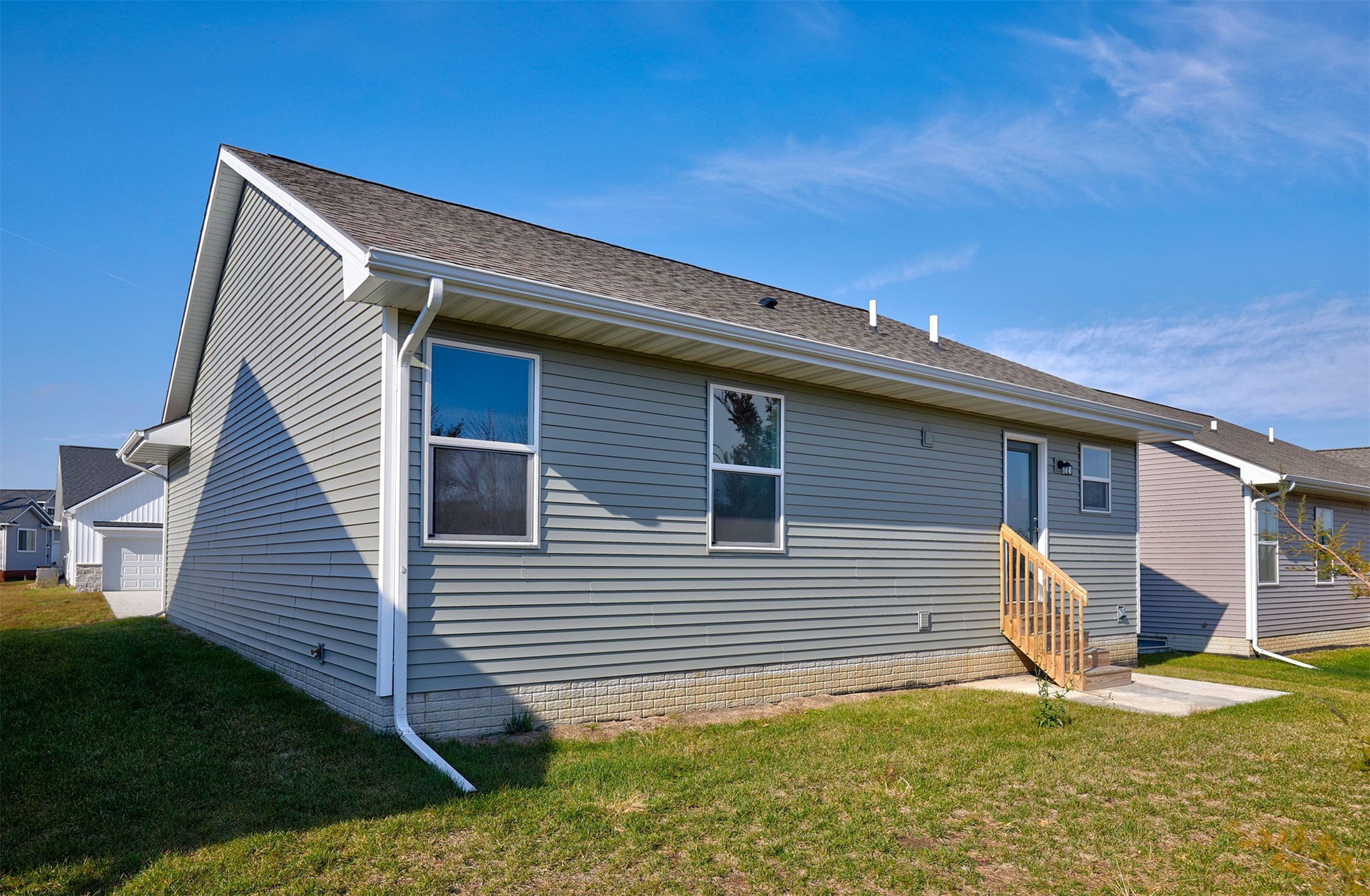 410 Commons Drive, Carlisle, Iowa image 3