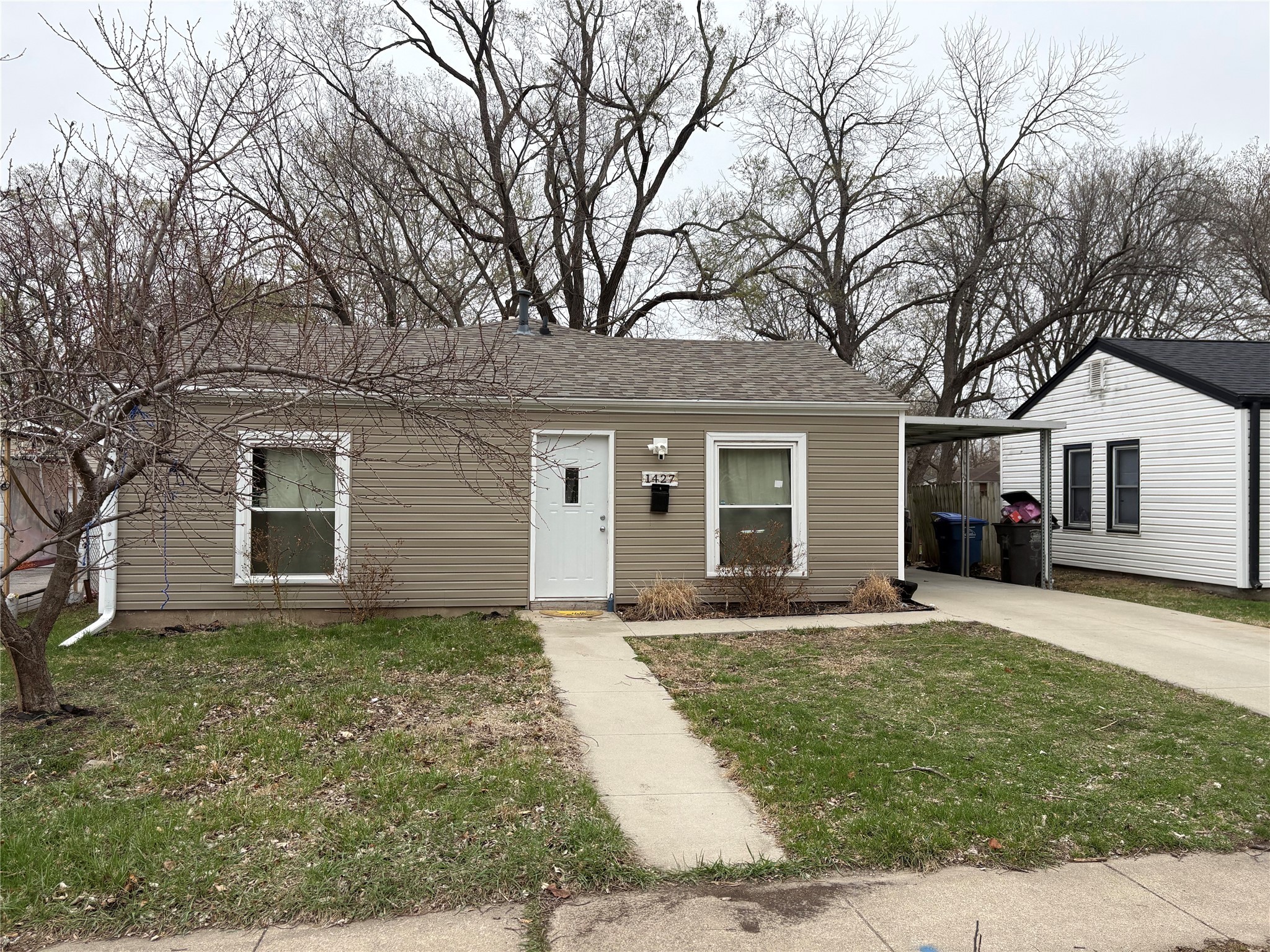 2585 SE Kettleridge Lane, Waukee, Iowa image 1