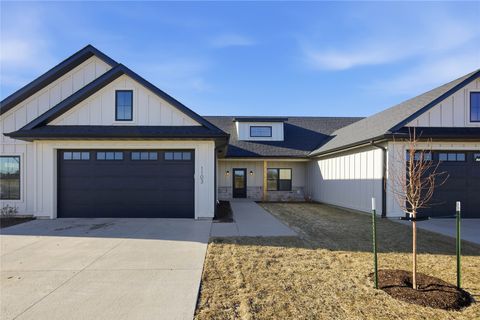 Condo For Sale - 1103 Millie Lane<br/> Johnson County, North Liberty, IA 52317