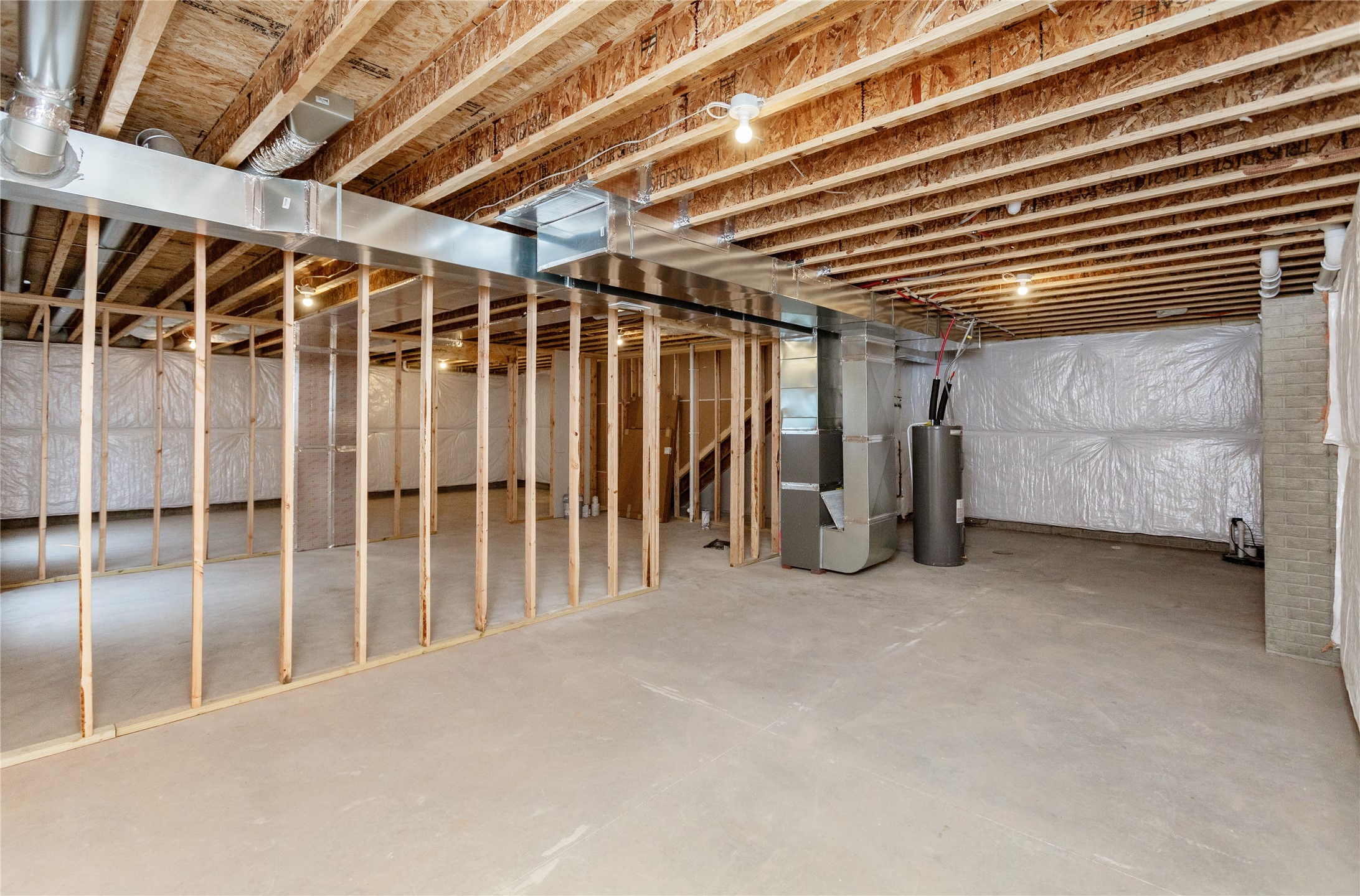 9724 Thorton Drive, Johnston, Iowa image 29