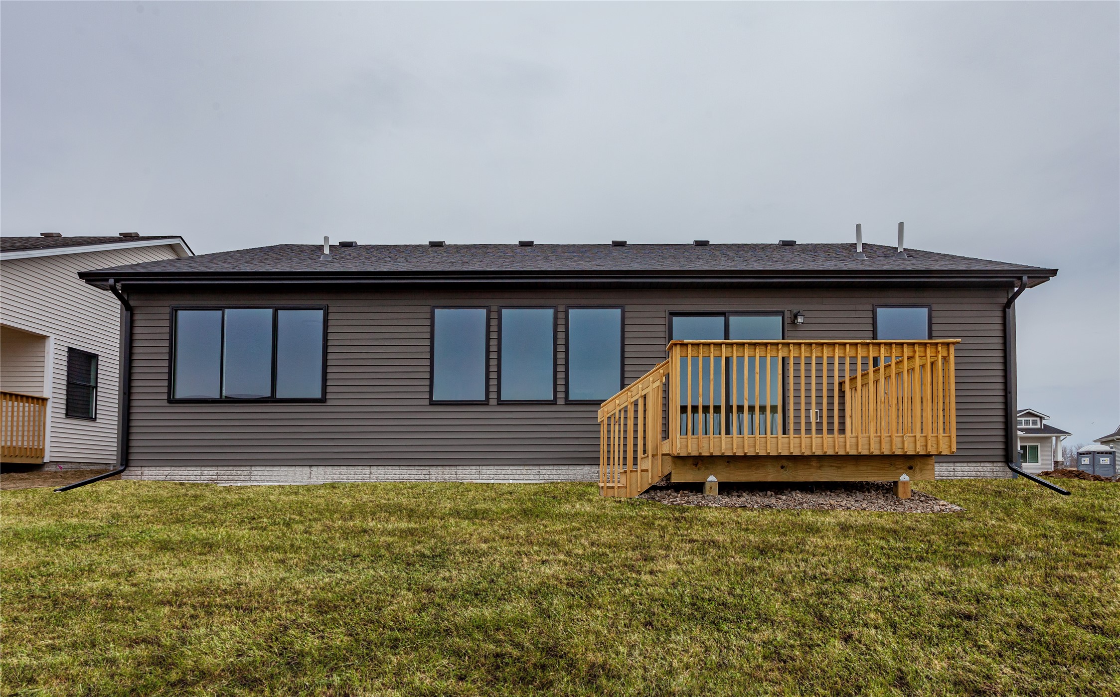 9724 Thorton Drive, Johnston, Iowa image 32