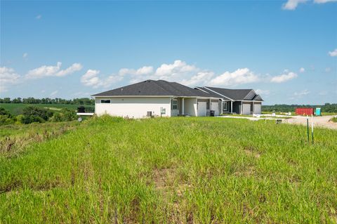 Vacant Land For Sale - 2918 Lake Hill Drive<br/> Des Moines, IA 50320